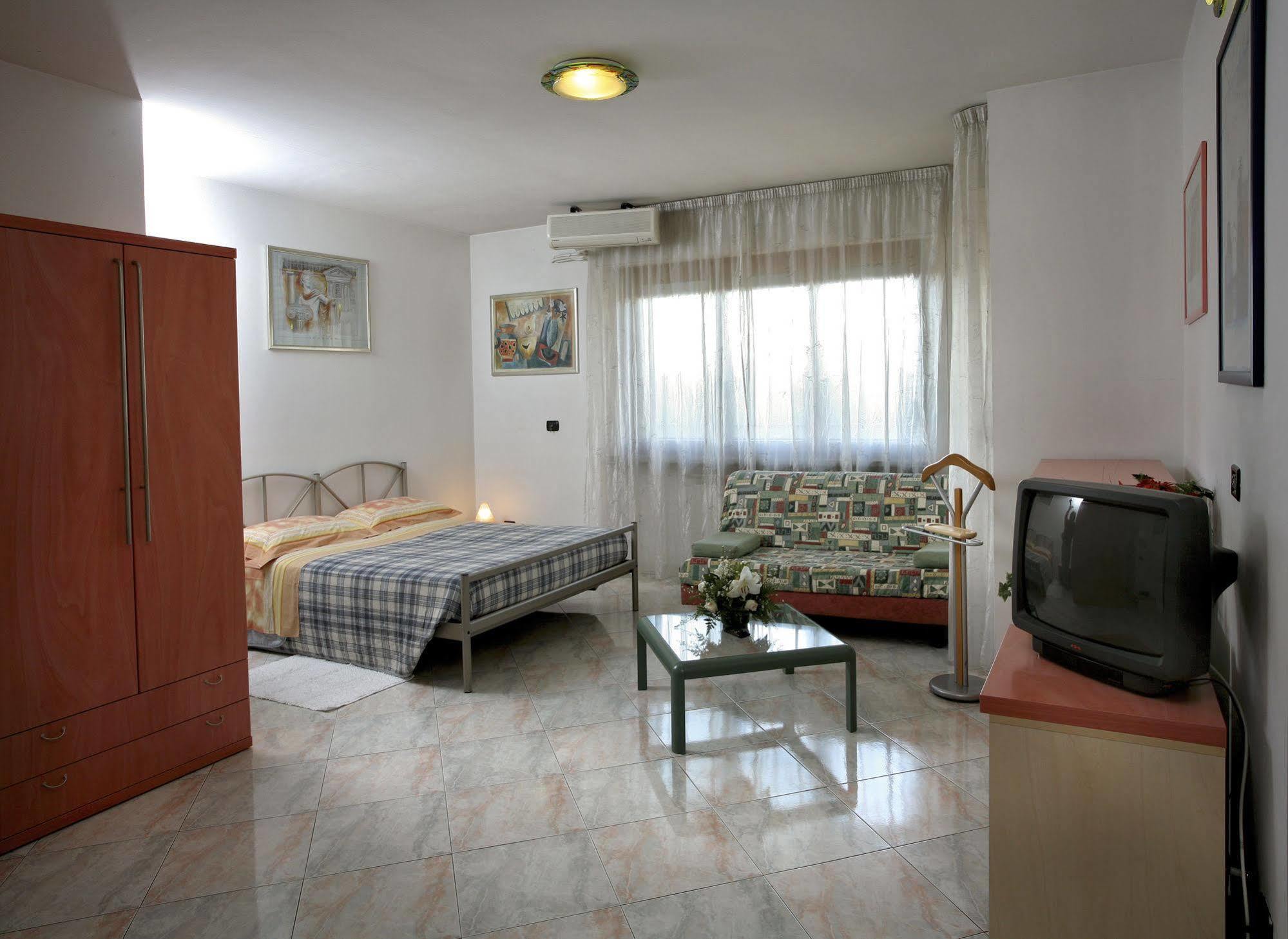 Hotel Residenza Delle Alpi Turin Exterior photo